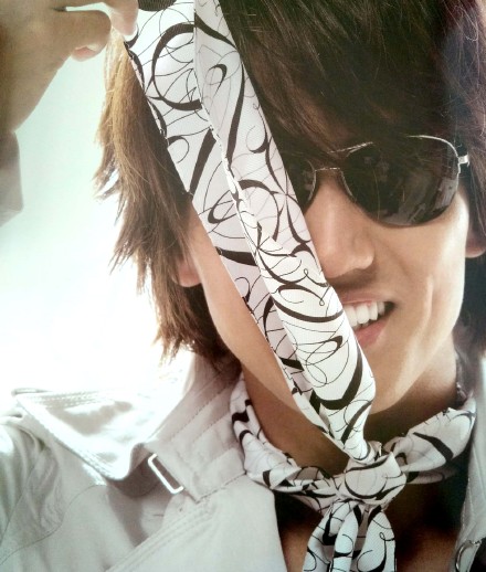 言承旭多出来的自由帅气忧郁型男写真