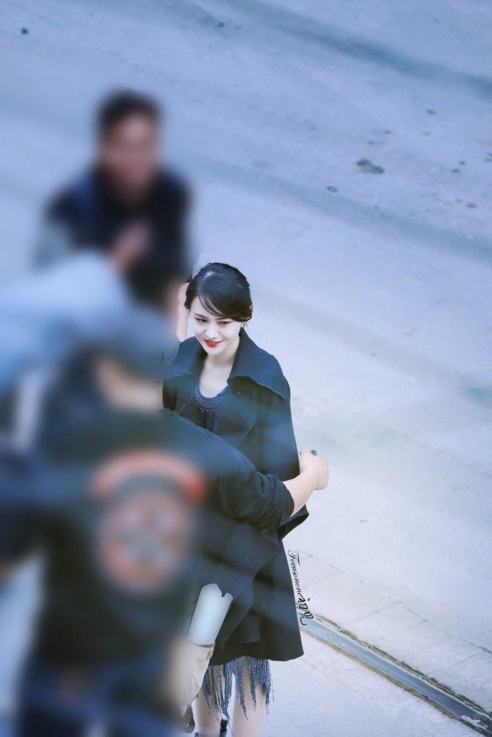 郑爽新剧绝密者最新路透