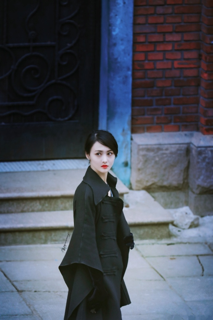 郑爽新剧绝密者最新路透