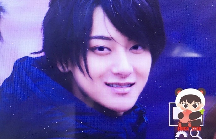 艳势番之新青年开机黄子韬新发型亮相