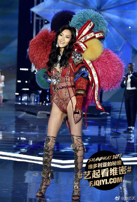 刘雯2017上海维密秀写真照曝光