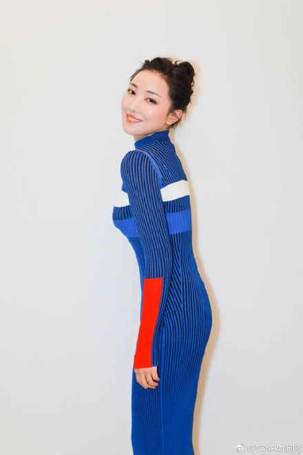 菅韧姿可爱少女辫文艺清纯写真