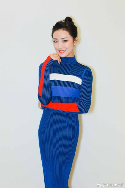 菅韧姿可爱少女辫文艺清纯写真