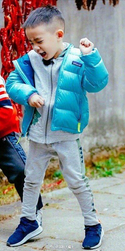 可爱萌娃Jasper一组萌照写真