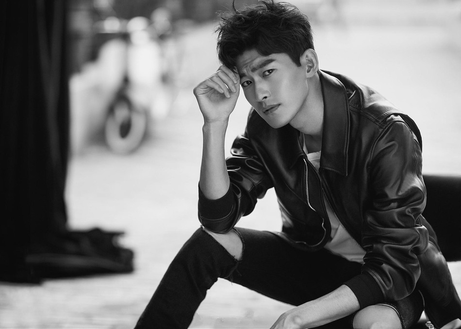 张翰一改塘主形象变身帅气型男