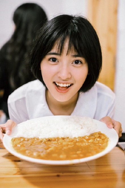 沈月阳光美少女壁纸写真照