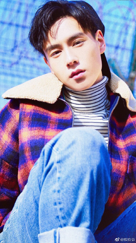 男神小哥哥胡一天帅气阳光写真