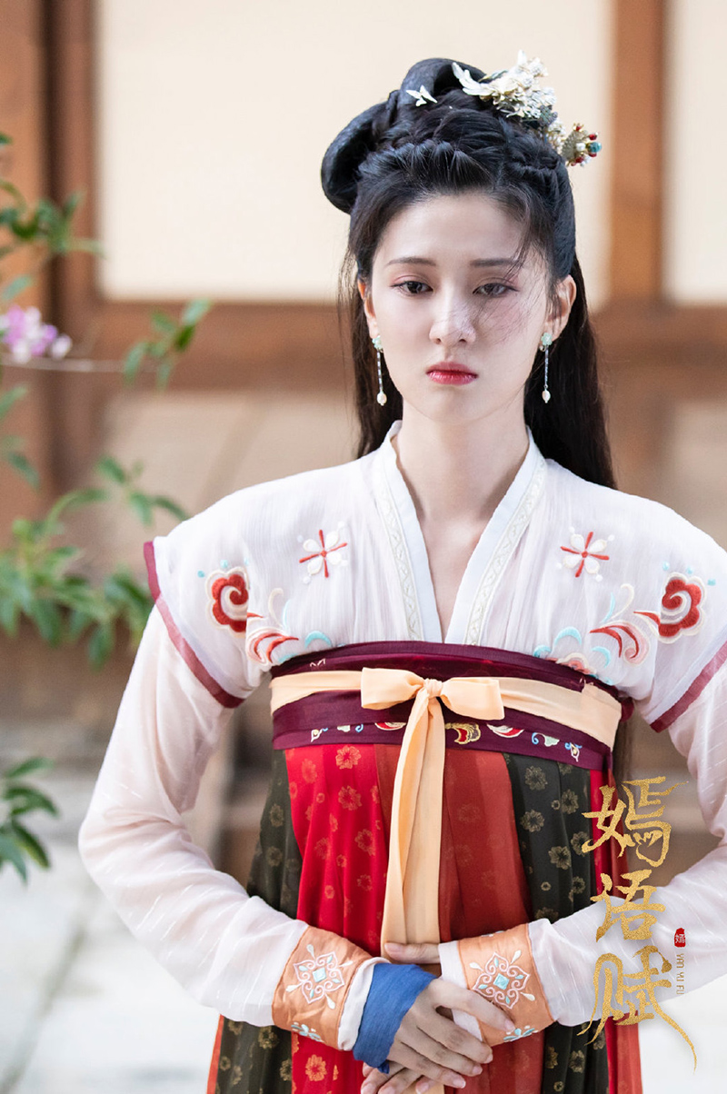 《嫣语赋》最新人物剧照