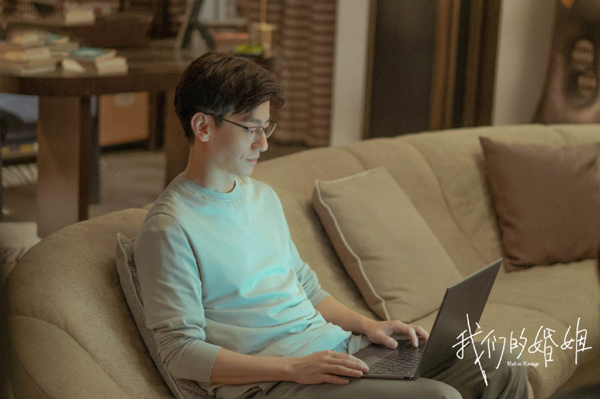 都市情感剧《我们的婚姻》高清人物剧照