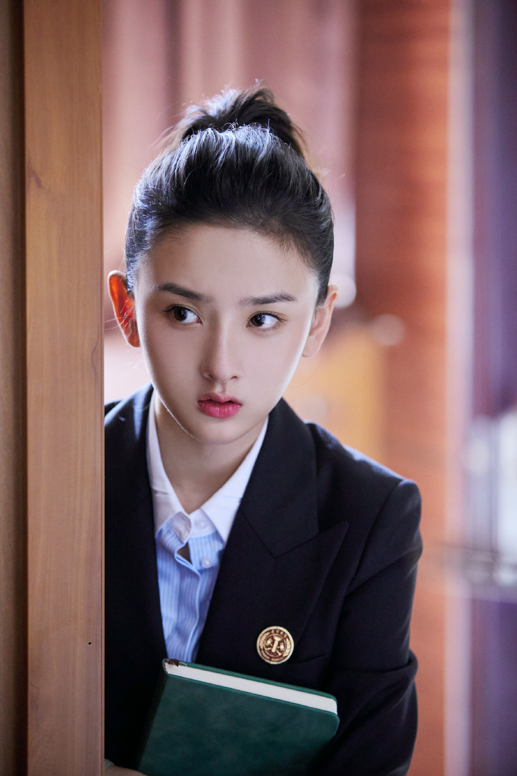 宋祖儿《才不要和老板谈恋爱》高清人物剧照图片