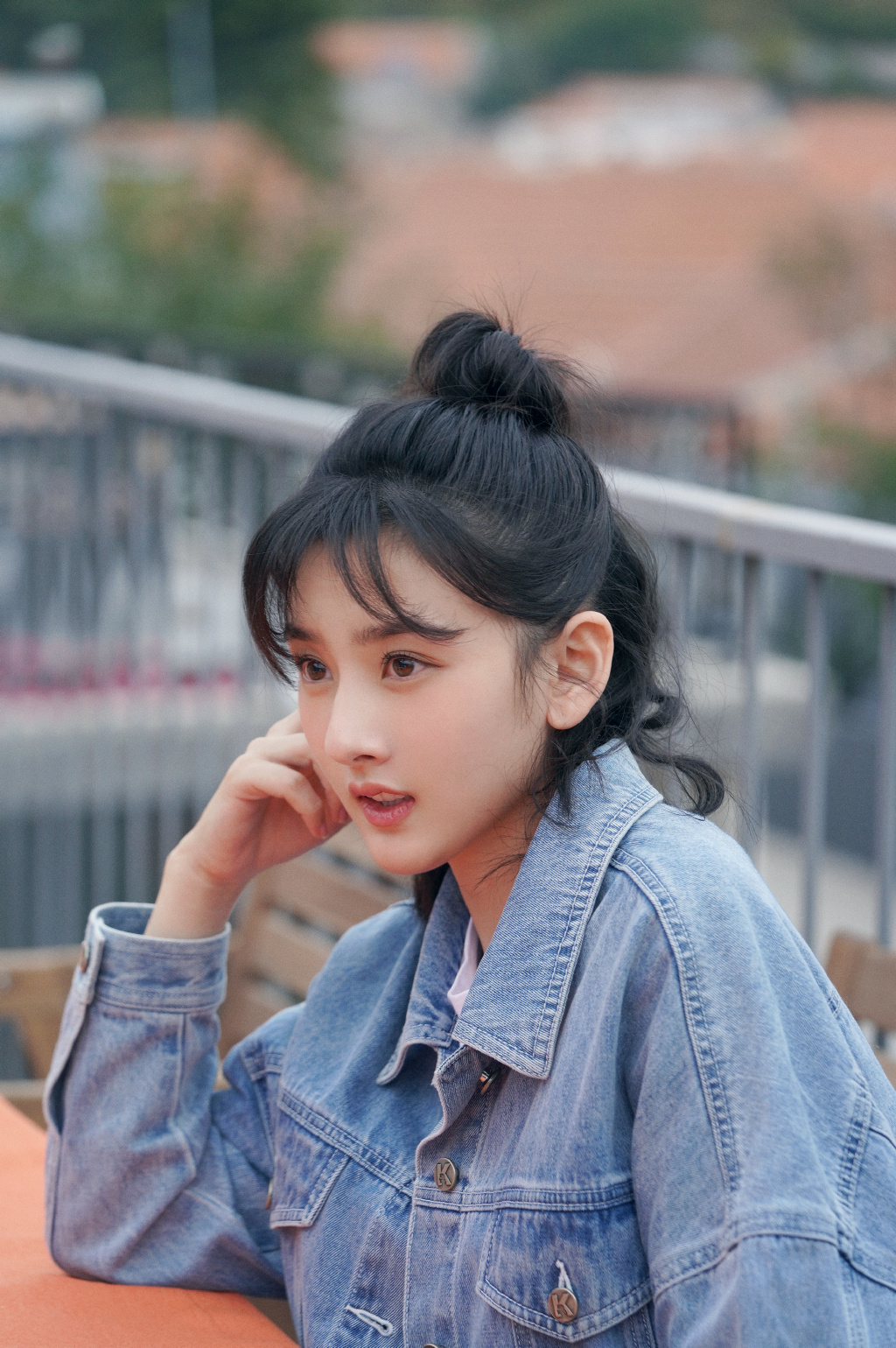 宋祖儿《才不要和老板谈恋爱》高清人物剧照图片