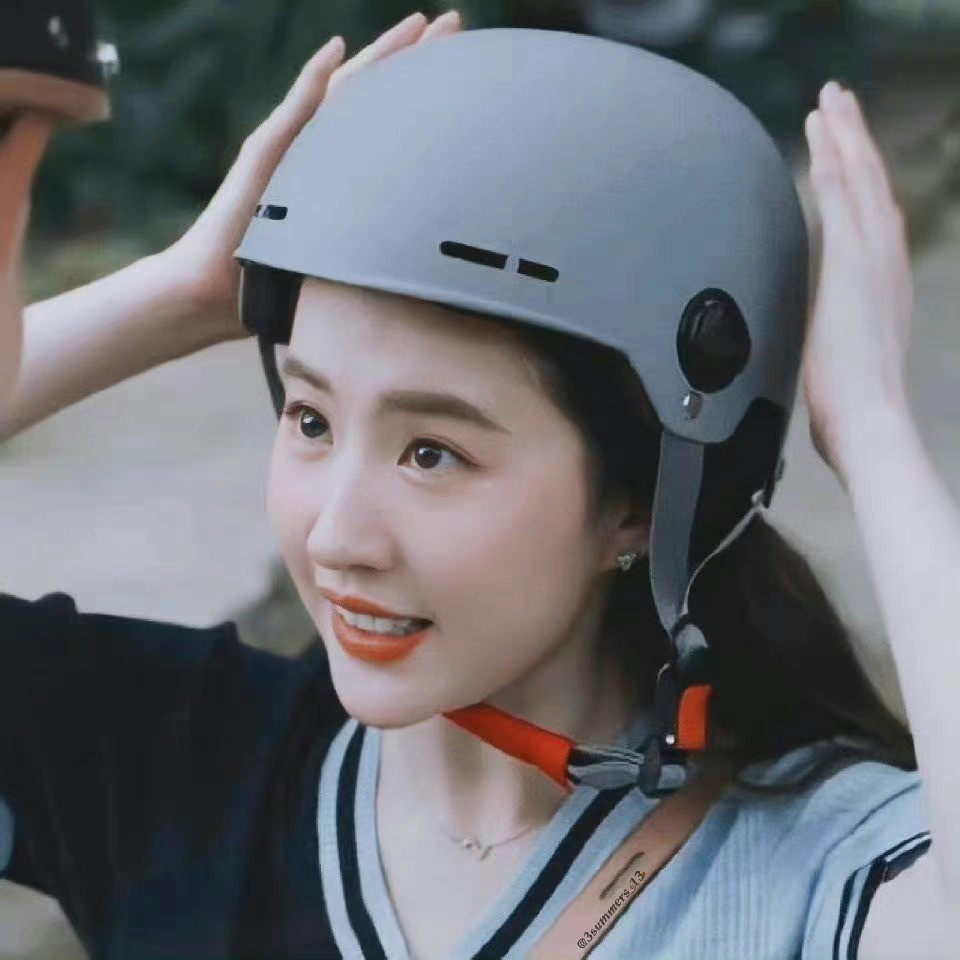 刘亦菲捧花头像高清原图