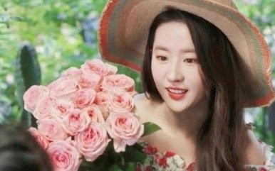 刘亦菲捧花头像大全高清原图分享