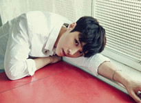 小鲜肉二爷-张艺兴