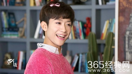 【明星动态大追踪】张一山与神秘女子牵手 宋妍霏发文宣布分手