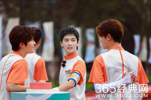 宝藏综艺盘点：《元气满满的哥哥》 一档全新的代际互动综艺节目